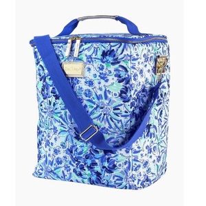 Lilly Pulitzer Insulated Cooler Tote in High Maintenance. NWT